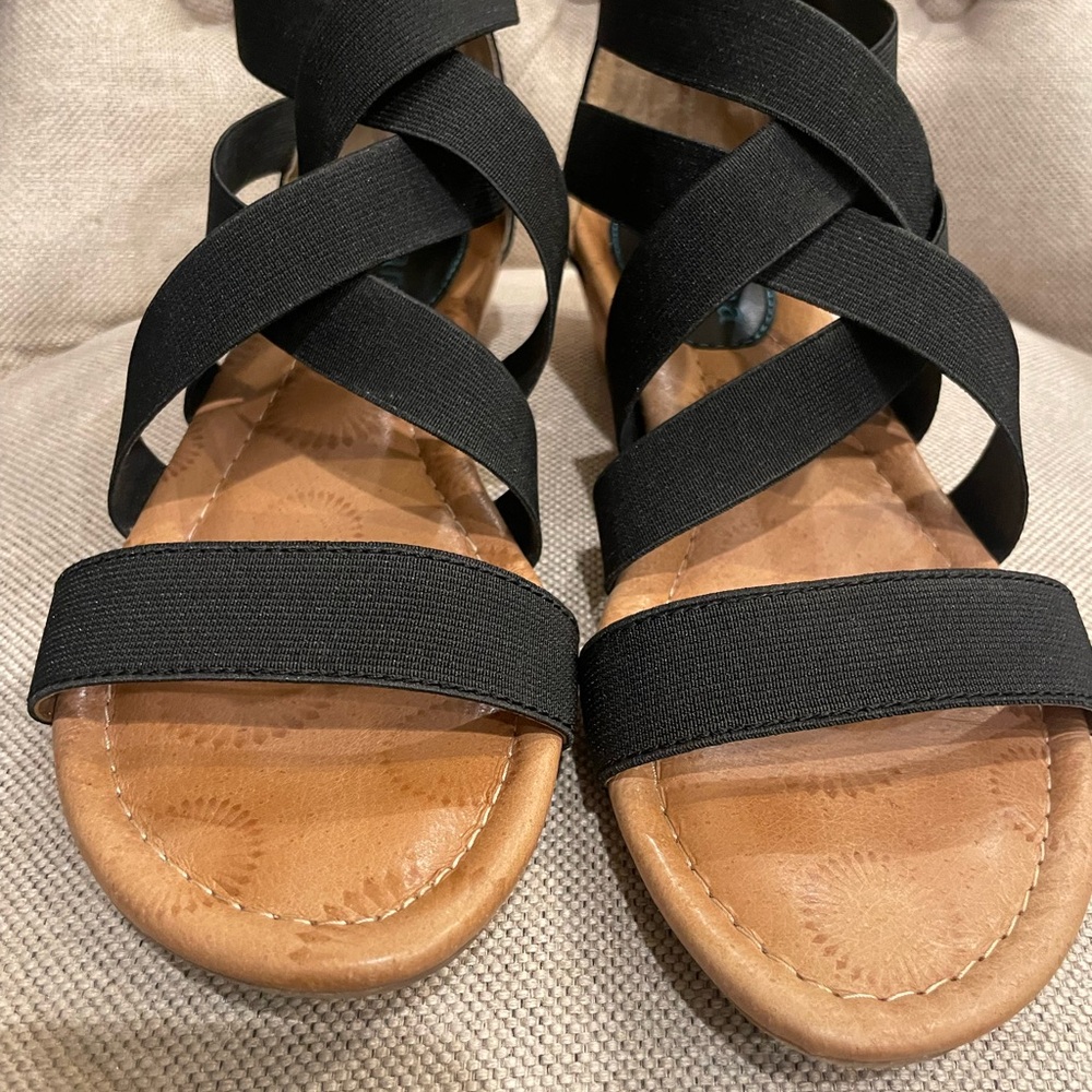 Artisan Black and Brown Cross-Strap Sandals